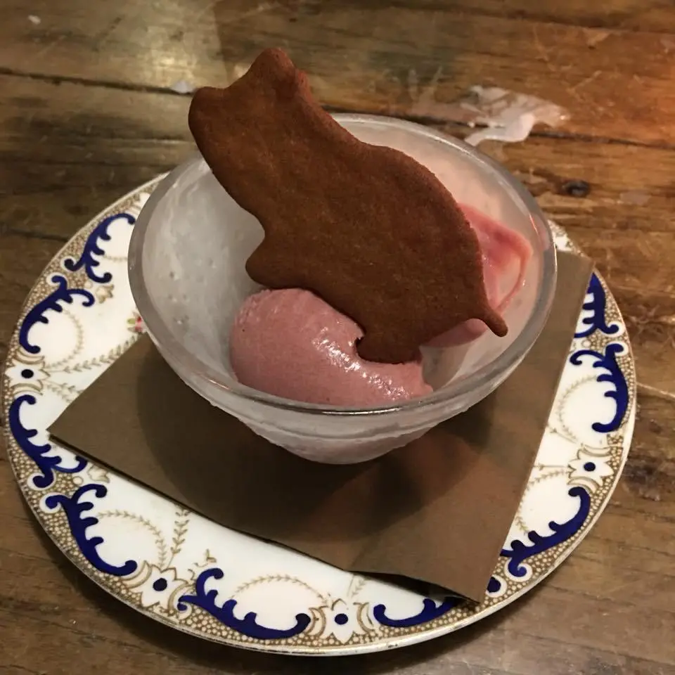 the-Pig%E2%80%99%EC%9D%98-%EC%82%BC%EC%8B%9C%EC%84%B8%EB%81%BC-5.jpg?zoom=1.25&amp;resize=700%2C700