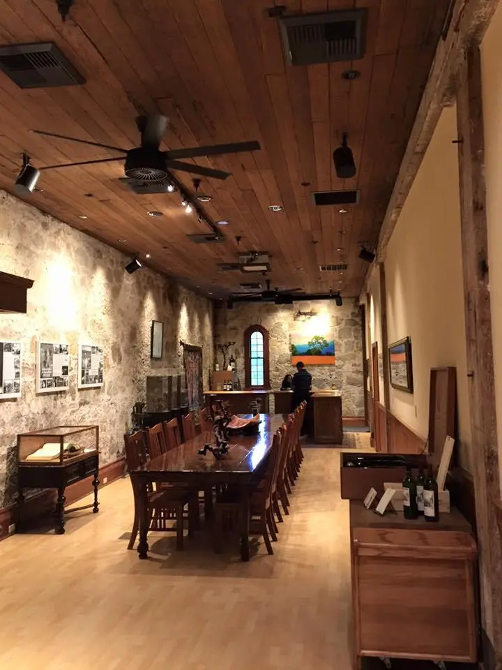 %EC%83%A4%ED%86%A0-%EB%AA%AC%ED%85%94%EB%A0%88%EB%82%98-10.jpg?zoom=1.25&amp;resize=700%2C933