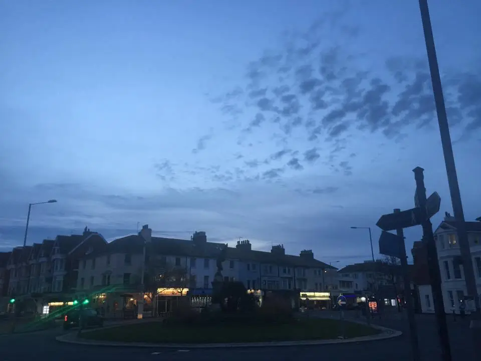 %EC%9D%B4%EC%8A%A4%ED%8A%B8%EB%B3%B8-%ED%92%8D%EA%B2%BD-3.jpg?zoom=1.25&amp;resize=700%2C525