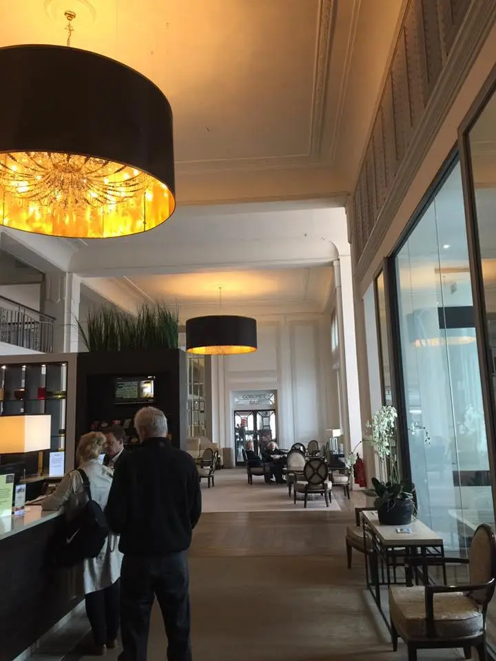 %EC%9D%B4%EC%8A%A4%ED%8A%B8%EB%B3%B8-%ED%92%8D%EA%B2%BD-16.jpg?zoom=1.25&amp;resize=700%2C933