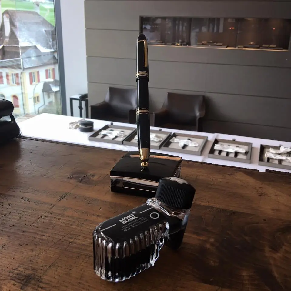 %EC%8B%9C%EA%B3%84-3.jpg?zoom=1.25&amp;resize=700%2C700