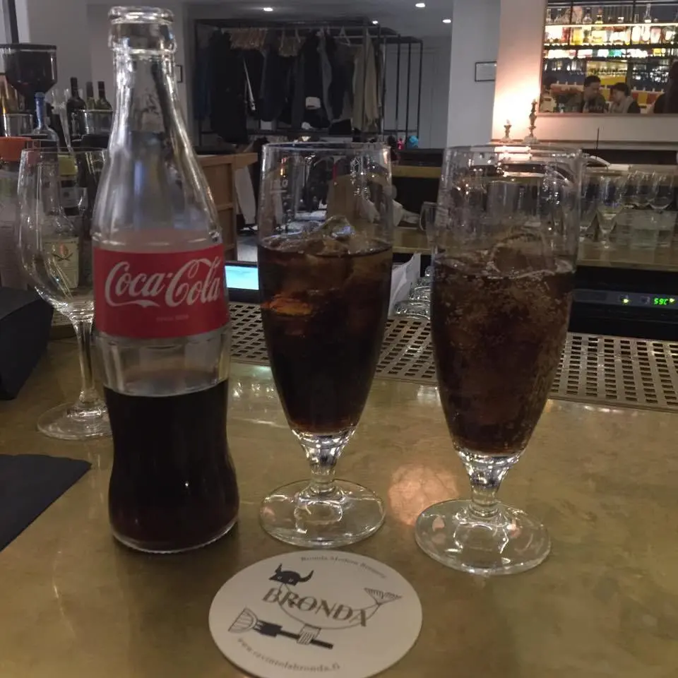 %EB%B0%94Bar-17.jpg?zoom=1.25&amp;resize=700%2C700