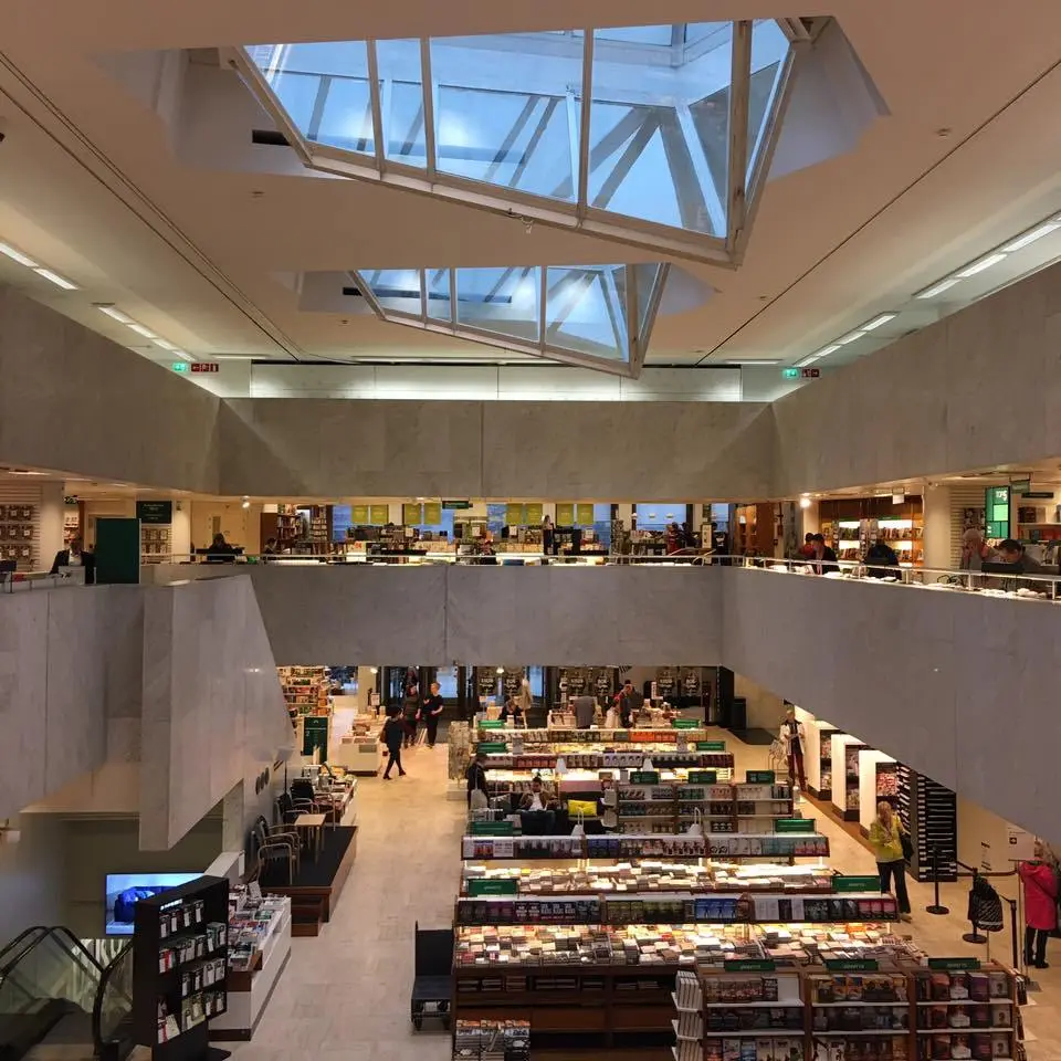 %EC%95%84%EC%B9%B4%EB%8D%B0%EB%AF%B8%EB%84%A8.jpg?zoom=1.25&amp;w=700