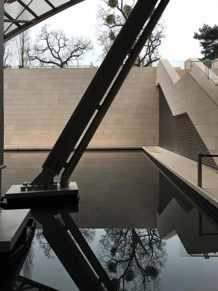 %EB%A3%A8%EC%9D%B4%EB%B9%84%ED%86%B5-%ED%8C%8C%EC%9A%B4%EB%8D%B0%EC%9D%B4%EC%85%98-%EB%AF%B8%EC%88%A0%EA%B4%80-2.jpg?zoom=1.25&amp;resize=700%2C933