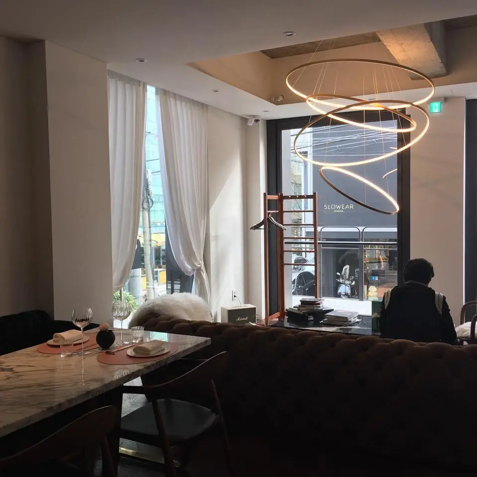 %ED%93%A8%EC%A0%84-%EB%A0%88%EC%8A%A4%ED%86%A0%EB%9E%91-%E2%80%98%EB%B3%B8%ED%83%9C%E2%80%99-11.jpg?zoom=1.25&amp;resize=700%2C700