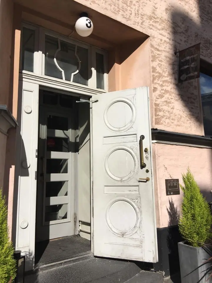 Farang-6.jpg?zoom=1.25&amp;resize=700%2C933