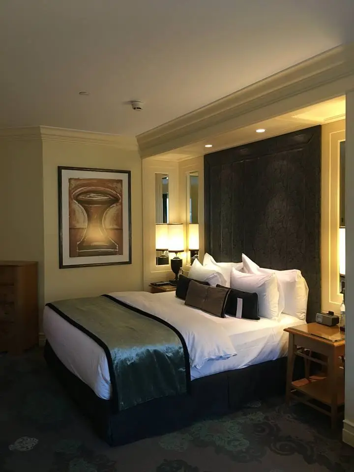 %ED%98%B8%ED%85%94-%EC%BC%90%ED%94%84-3.jpg?zoom=1.25&amp;resize=700%2C933