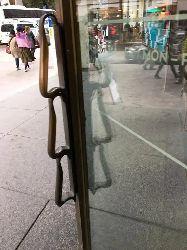 %EC%95%84%EC%B9%B4%EB%8D%B0%EB%AF%B8%EB%84%A8-7.jpg?zoom=1.25&amp;resize=700%2C933