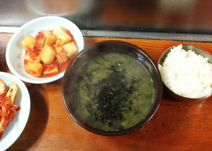 %EC%8B%9C%EB%9E%98%EA%B8%B0%EA%B5%AD%EB%B0%A5.jpg?zoom=1.25&amp;w=700