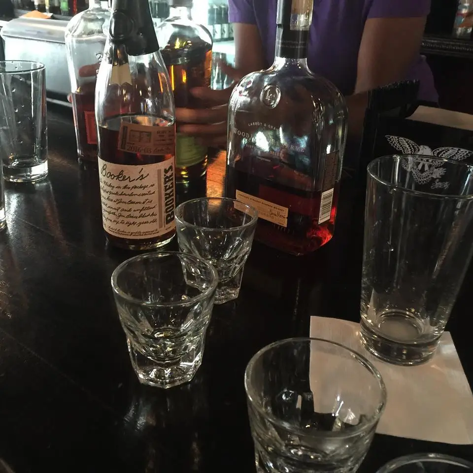 %EB%B2%84%EB%B2%88-%EC%9C%84%EC%8A%A4%ED%82%A4-4.jpg?zoom=1.25&amp;resize=700%2C700