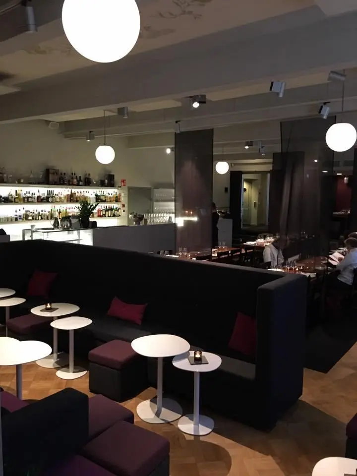 Farang-5.jpg?zoom=1.25&amp;resize=700%2C933