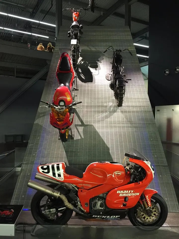 %ED%95%A0%EB%A6%AC%EB%8D%B0%EC%9D%B4%EB%B9%84%EC%8A%A8-7.jpg?zoom=1.25&amp;resize=700%2C933