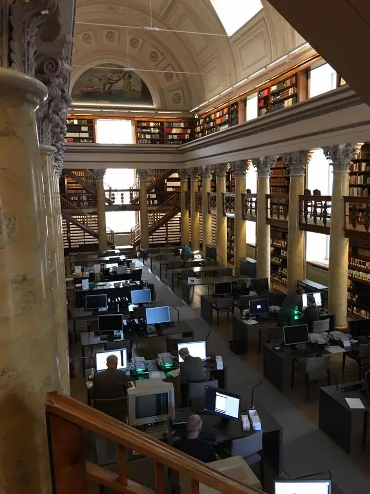 %EA%B5%AD%EB%A6%BD%EB%8F%84%EC%84%9C%EA%B4%80-3.jpg?zoom=1.25&amp;resize=700%2C933