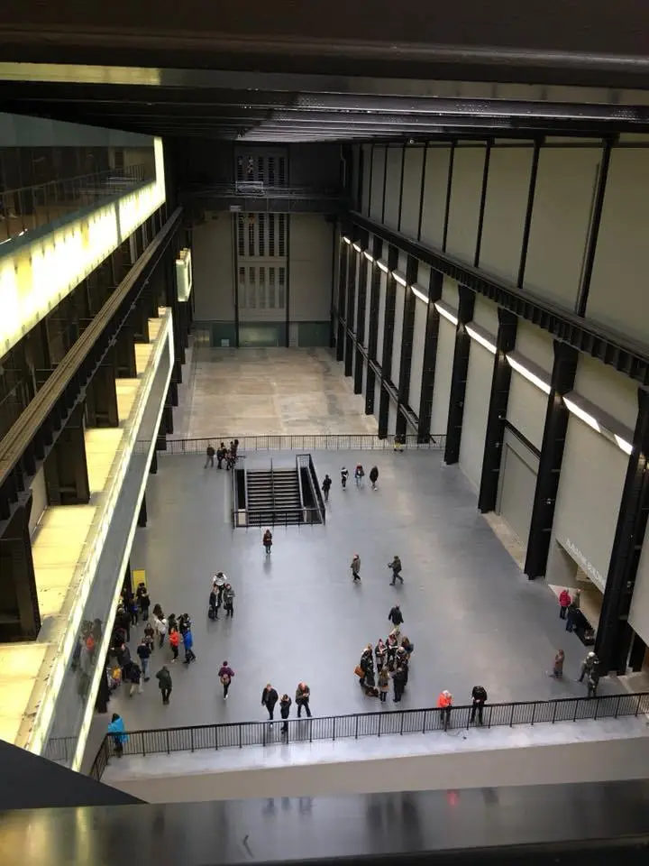 %ED%85%8C%EC%9D%B4%ED%8A%B8%EB%AA%A8%EB%8D%98-5.jpg?zoom=1.25&amp;resize=700%2C933