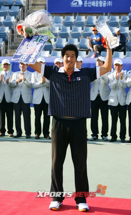 ?src=http%3A%2F%2Fimgnews.naver.net%2Fimage%2F311%2F2010%2F05%2F16%2Flim%284%29.jpg&type=sc960_832