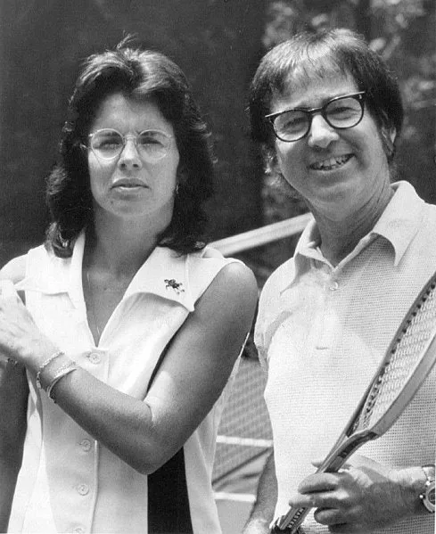 489px-Billie_Jean_King_and_Bobby_Riggs_1973_(1).jpg?type=w800