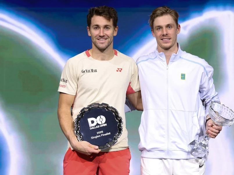6br0sbp_denis-shapovalov-and-casper-ruud-afp_625x300_10_February_25.jpg?im=FeatureCrop,algorithm=dnn,width=806,height=605