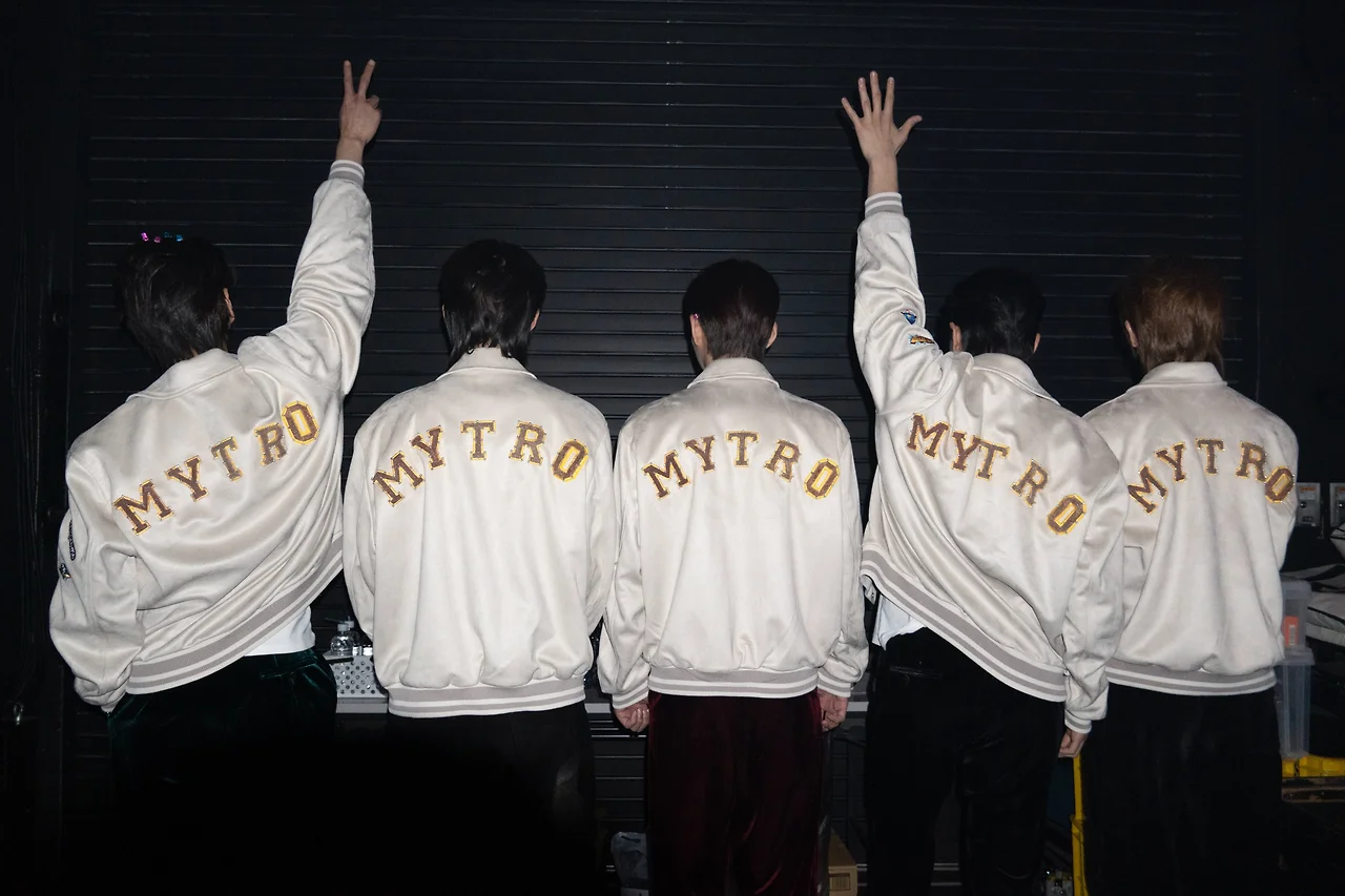 단체복 뒷모습.jpeg