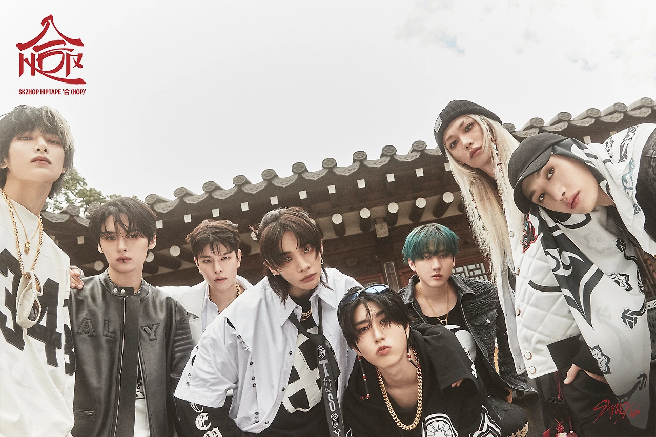 Stray-Kids-Special-Album-he-HOP-Concept-Photos-documents-1(1).jpeg