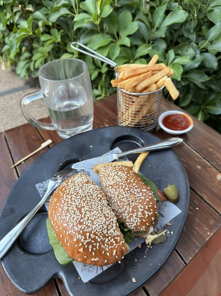 IMG_6460.jpg?type=w773