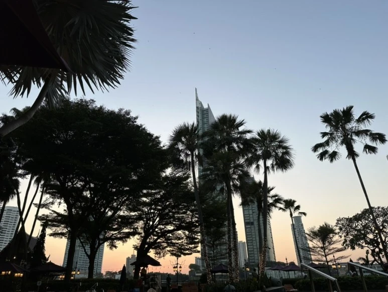 IMG_6458.jpg?type=w773