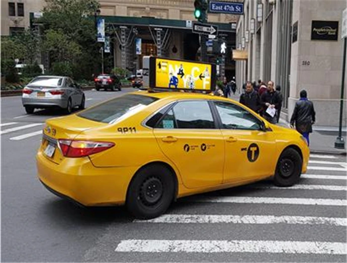 뉴욕 택시광고판.bmp