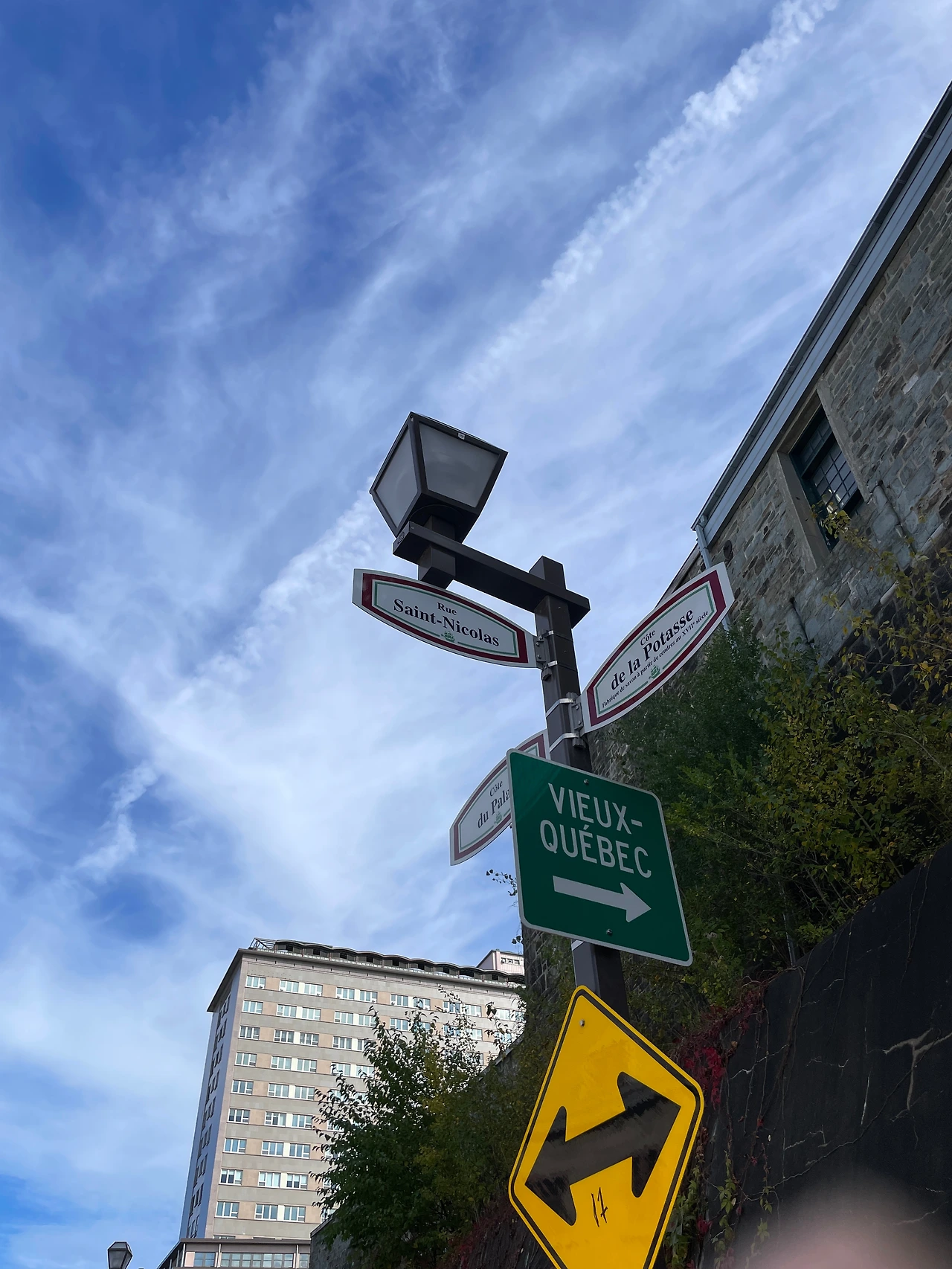 낯가림 퀘벡 1.JPG