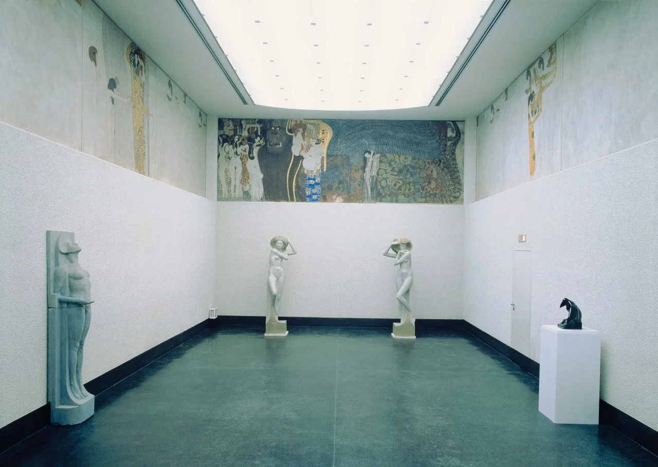 b_7i7Ud018svc1diyzimm9ue1d_bxeu2s.jpg?type=e1920_std