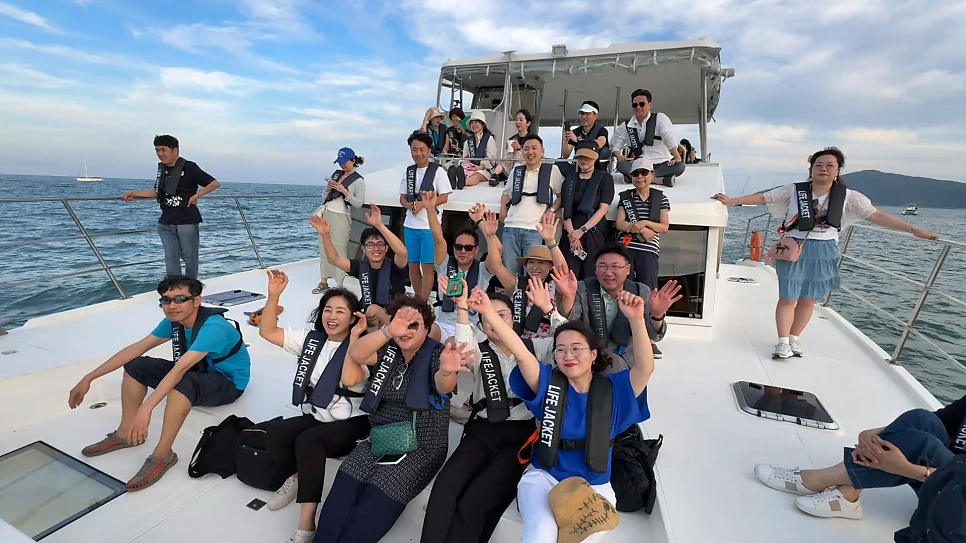 195%ED%9A%8C_%EB%B6%80%EC%82%B0%ED%81%B0%EC%86%94%EB%82%98%EB%B9%84_%EB%8F%85%EC%84%9C%ED%8F%AC%EB%9F%BC_(1).png?type=w966