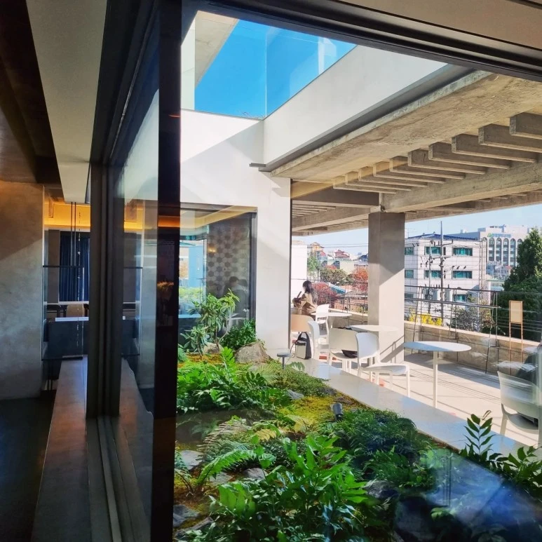 KakaoTalk_20221126_195545661_05.jpg?type=w773