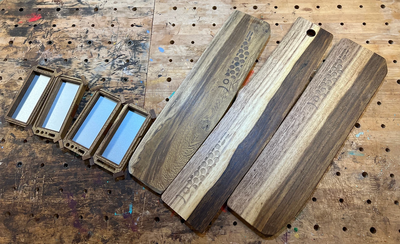 미완성 팔레트와 도마1.JPG