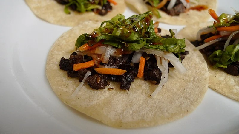 800px-Bulgogi_tacos.jpg?type=w966