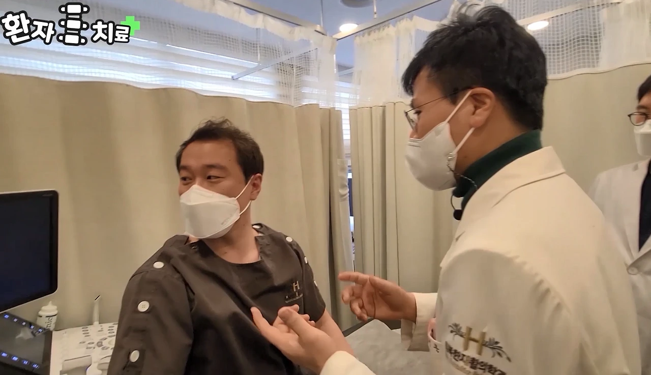 목디스크_김원태_1-1_목이 조금 돌아가요.PNG