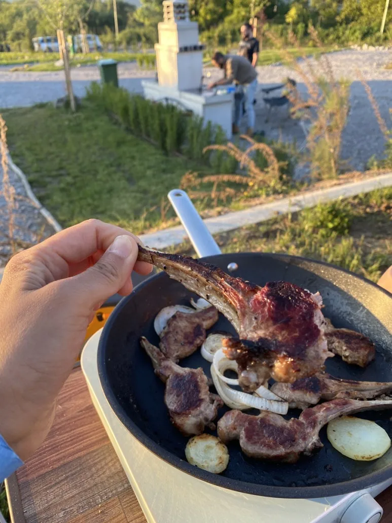 IMG_6073.JPG?type=w773