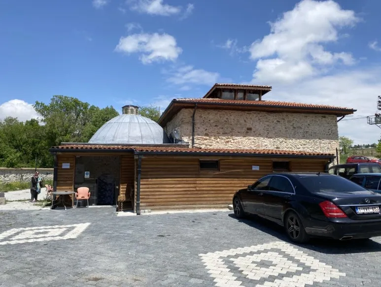 IMG_5464.JPG?type=w773