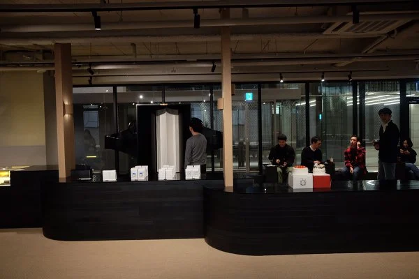 990B143D5BC5E2120F9E7E