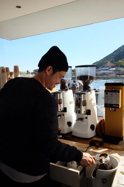 9964DF335A17DCA101A6BC