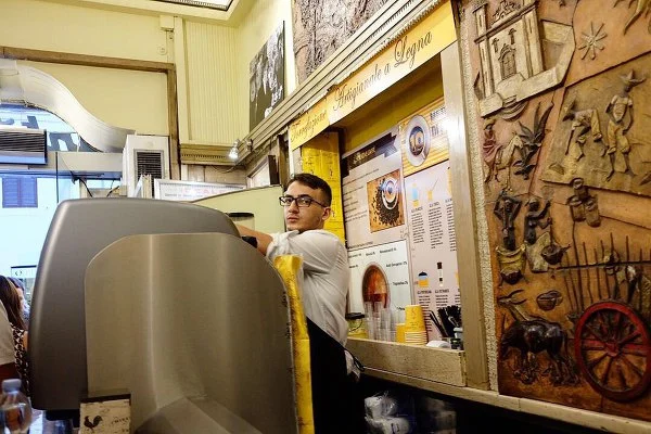 99D670475BBF57010B04DA