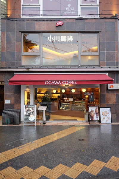 990BC3335A17DCAC22C8E9