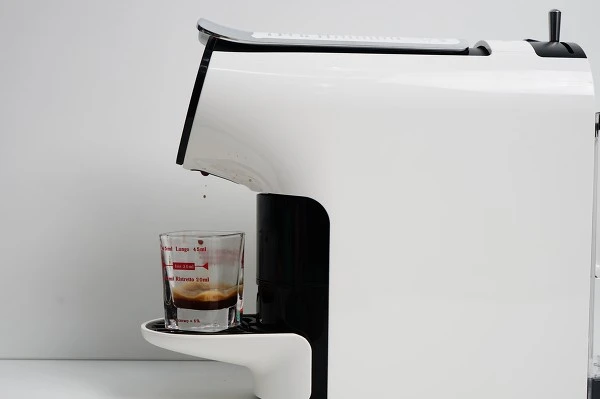 998DC8335B025F8807B46F