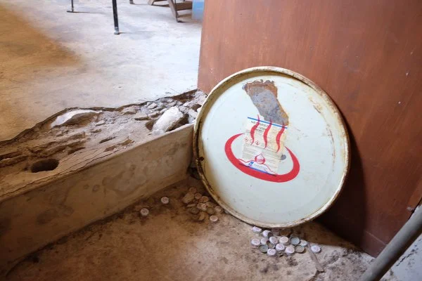 99F05E4F5B2CF0421A5BE8