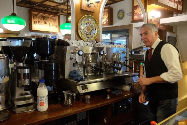 9941A2335BBF526104DBCA