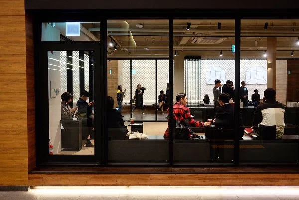 9916BD3D5BC5E2120CD772