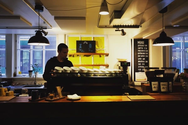 999AA33359CB608D2D9B5A