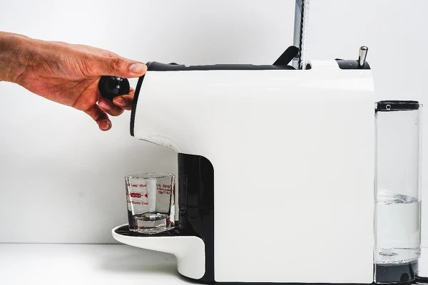 99CA8C3F5B0A4B7A27C04C