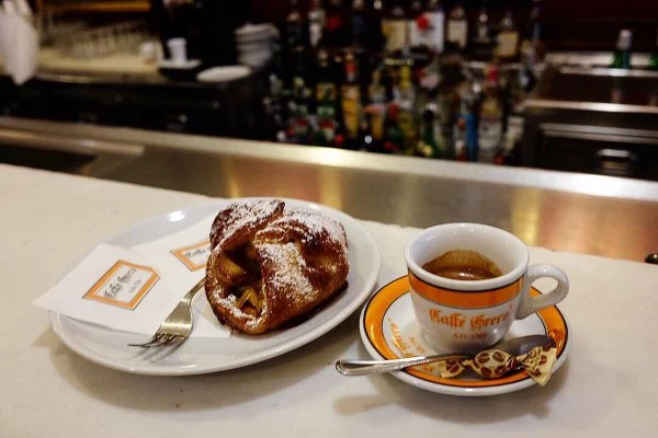 995ECD4A5BBF570D31BA76