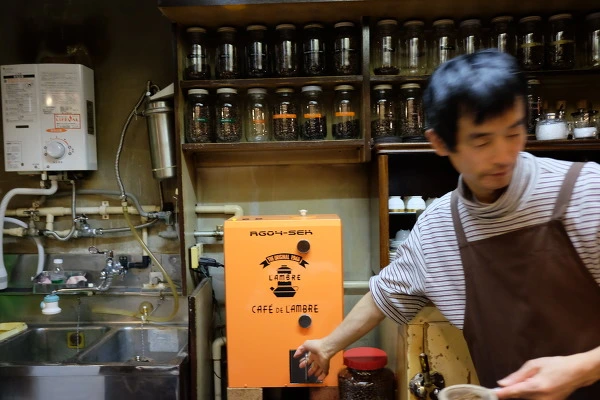 2703E04E58A9164824FDB9