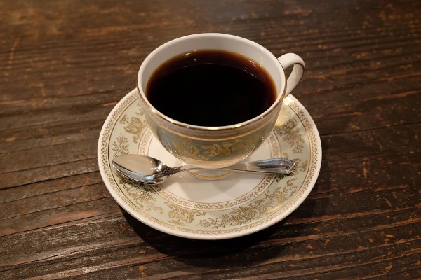 233AF9505895EEBC304676