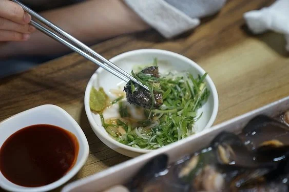 8_resized.jpg?type=w1200