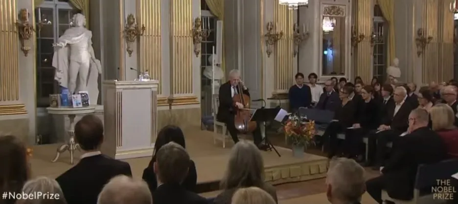 %ED%95%9C%EA%B0%9501.jpg?type=w1